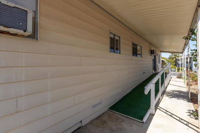 2280 E Valley Pkwy 46, Escondido, CA 92027