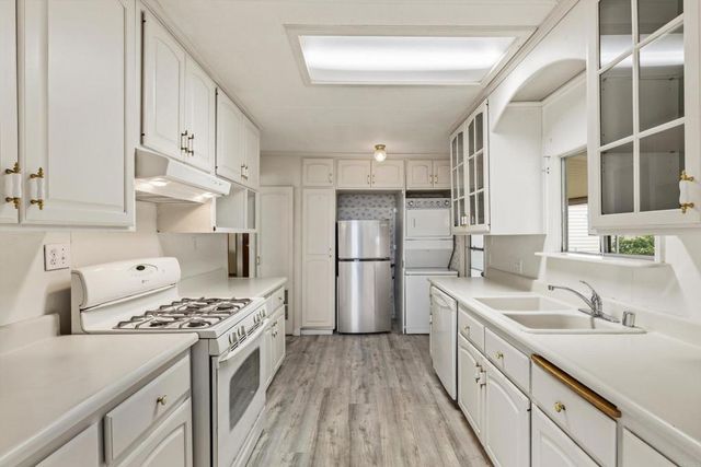2280 E Valley Pkwy 46, Escondido, CA 92027