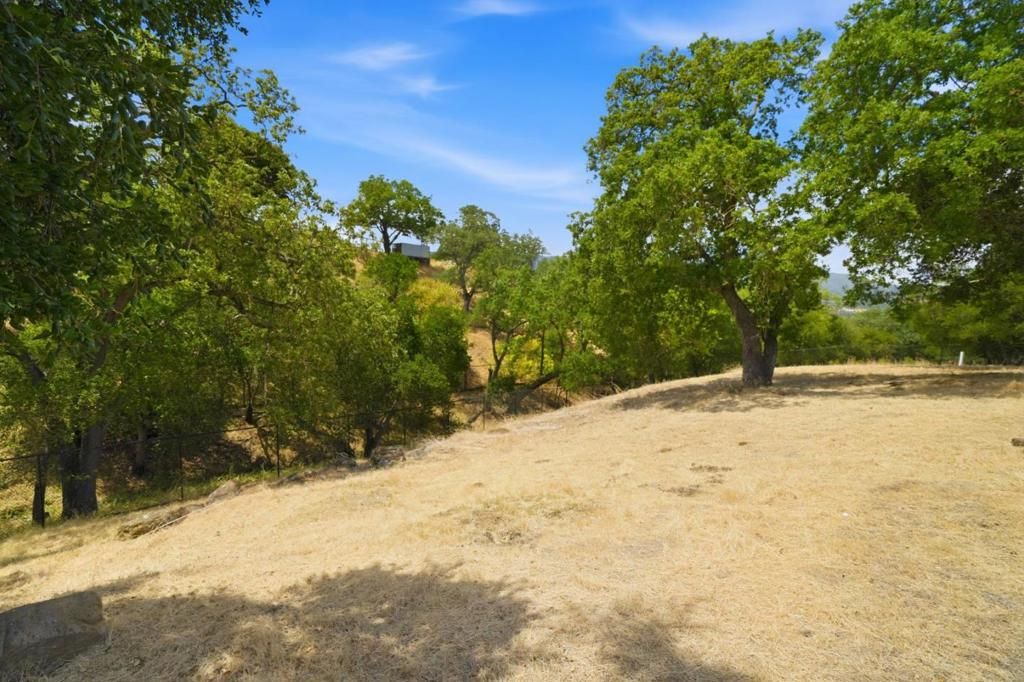 Image 9 of property listing at 0 View Oaks Way, San Jose, CA 95120