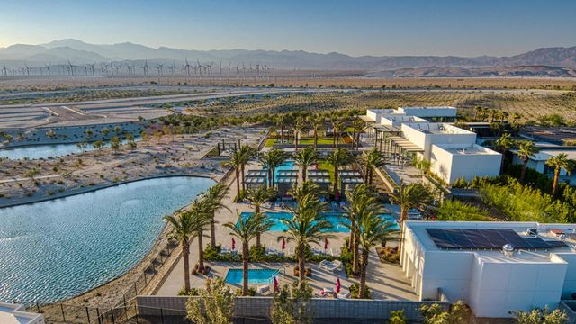 423 Fountain Drive, Palm Springs, CA 92262