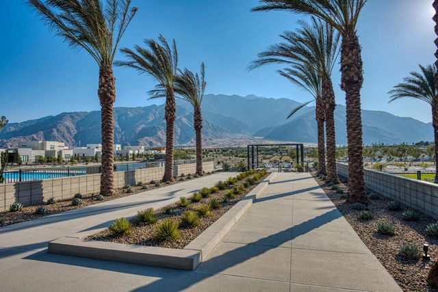 423 Fountain Drive, Palm Springs, CA 92262