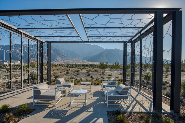 423 Fountain Drive, Palm Springs, CA 92262