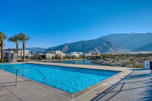 423 Fountain Drive, Palm Springs, CA 92262