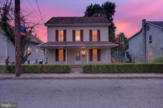 922 N HIGH ST, Duncannon, PA 17020