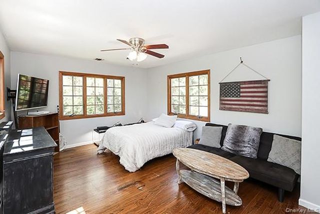 11 Craig Drive, South Huntington, NY 11746