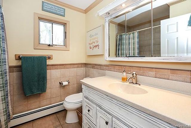 11 Craig Drive, South Huntington, NY 11746