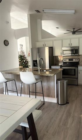 16299 SW 103rd St, Miami, FL 33196