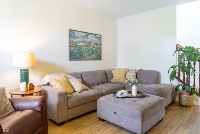 2263 Shadow Bend Drive, Columbus, IN 47201