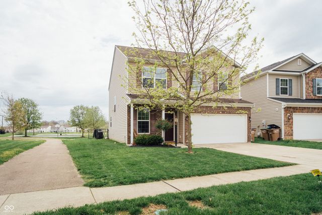 2263 Shadow Bend Drive, Columbus, IN 47201