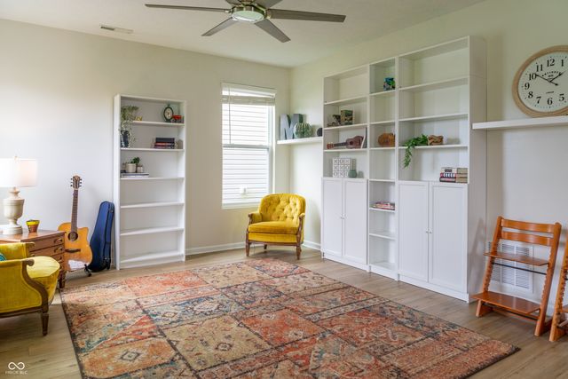 2263 Shadow Bend Drive, Columbus, IN 47201