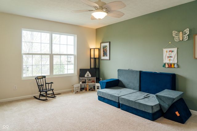2263 Shadow Bend Drive, Columbus, IN 47201