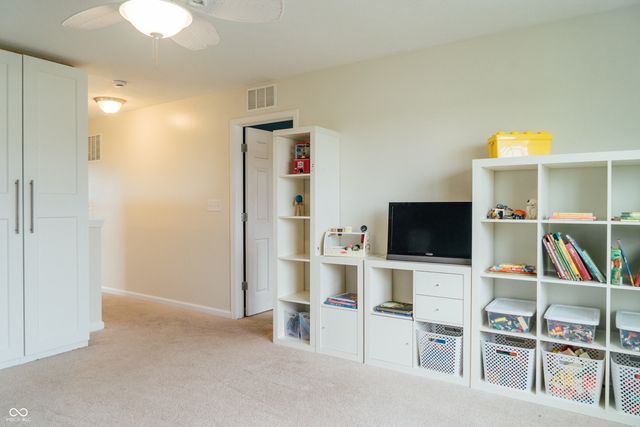 2263 Shadow Bend Drive, Columbus, IN 47201