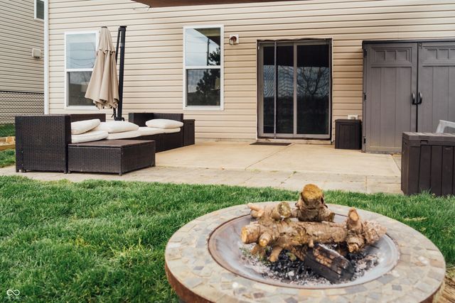 2263 Shadow Bend Drive, Columbus, IN 47201