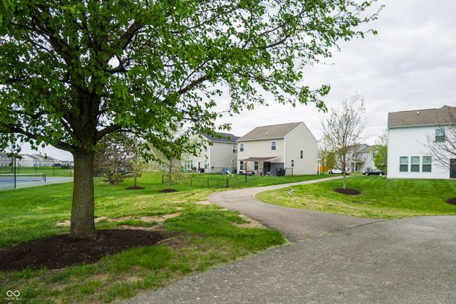 2263 Shadow Bend Drive, Columbus, IN 47201