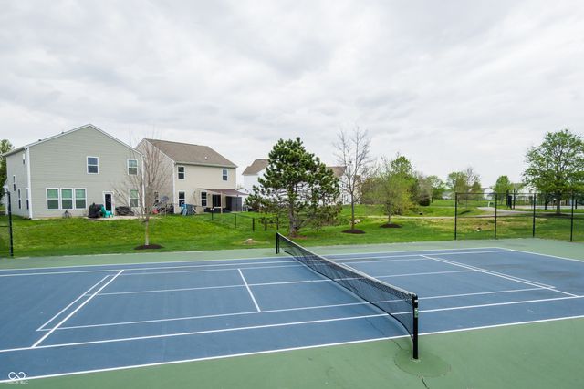 2263 Shadow Bend Drive, Columbus, IN 47201