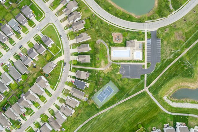 2263 Shadow Bend Drive, Columbus, IN 47201