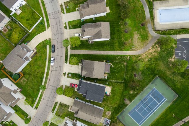 2263 Shadow Bend Drive, Columbus, IN 47201