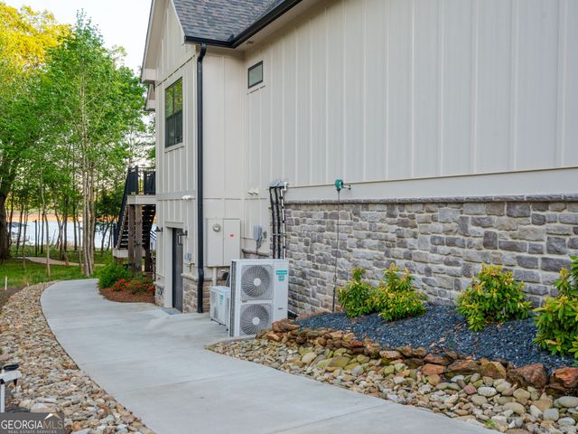 143 Carlota Way, Hartwell, GA 30643