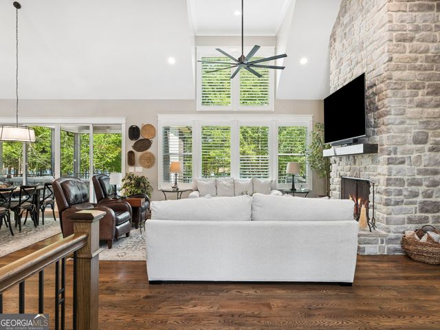 143 Carlota Way, Hartwell, GA 30643