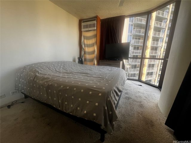 60 N Beretania Street 2008, Honolulu, HI 96817