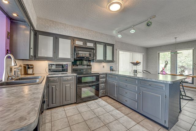333 Columbia Drive, Rockwall, TX 75032