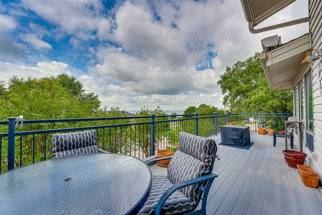 333 Columbia Drive, Rockwall, TX 75032