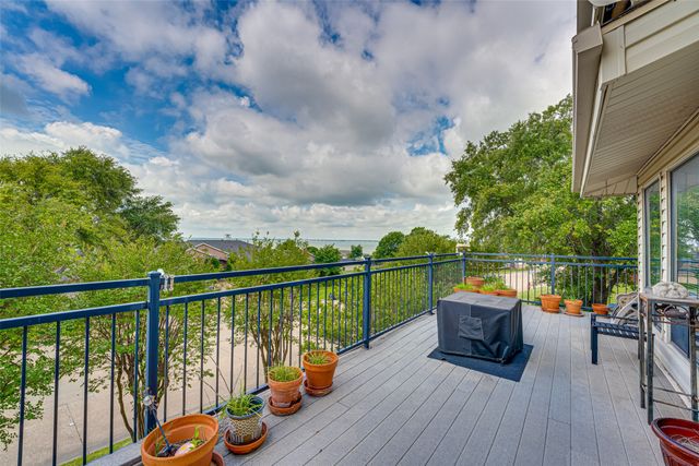 333 Columbia Drive, Rockwall, TX 75032