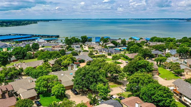 333 Columbia Drive, Rockwall, TX 75032