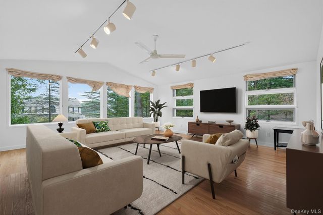 3 Newbury Lane, Rock Hill, NY 12775