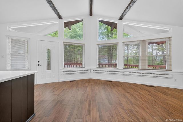 3 Newbury Lane, Rock Hill, NY 12775