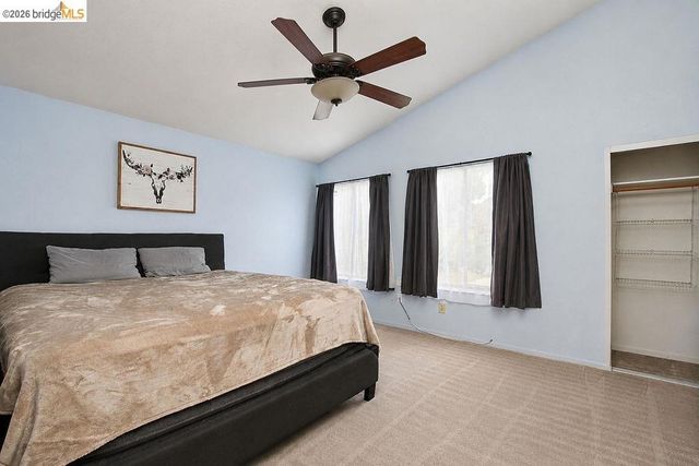 34 Nightingale Ct, Oakley, CA 94561