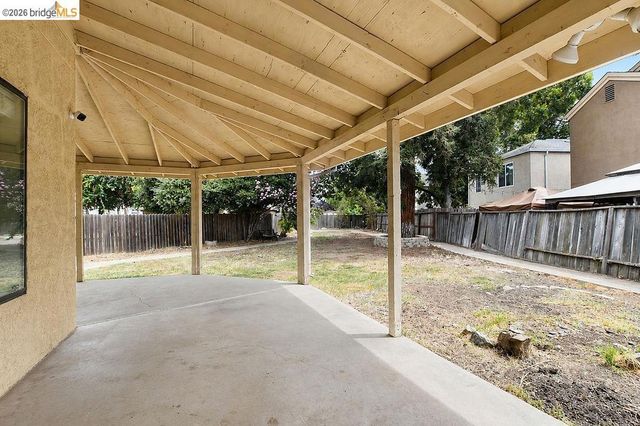 34 Nightingale Ct, Oakley, CA 94561