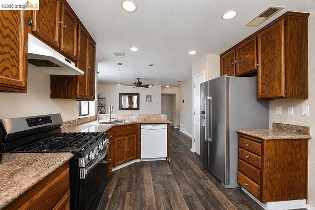 34 Nightingale Ct, Oakley, CA 94561