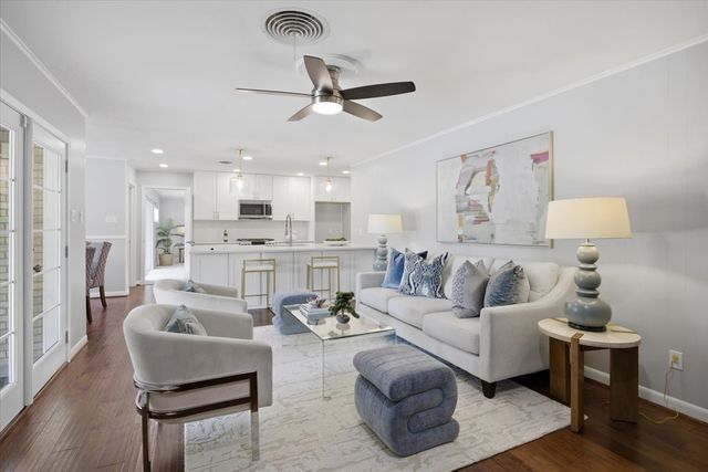 4321 Selkirk Drive W, Fort Worth, TX 76109