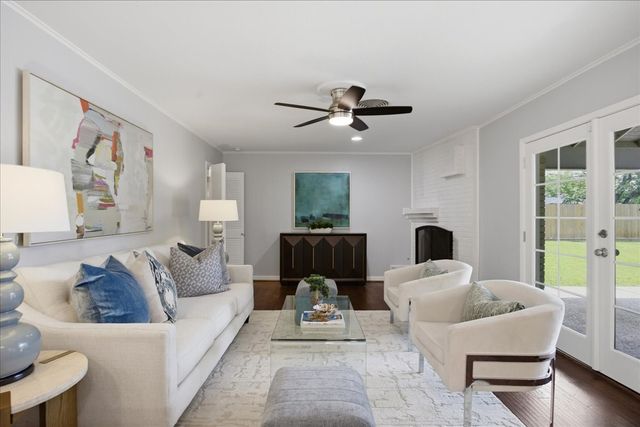 4321 Selkirk Drive W, Fort Worth, TX 76109