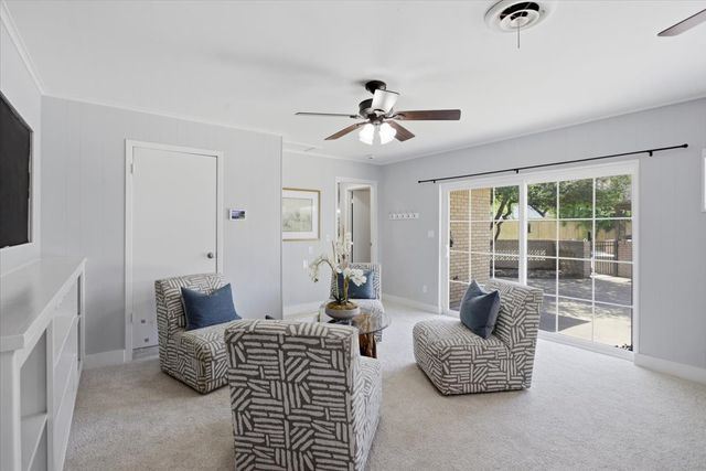 4321 Selkirk Drive W, Fort Worth, TX 76109