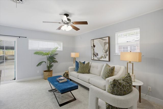 4321 Selkirk Drive W, Fort Worth, TX 76109