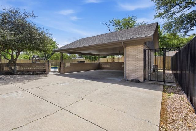 4321 Selkirk Drive W, Fort Worth, TX 76109