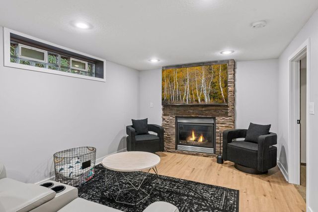 7836 Woodlawn Drive, Mounds View, MN 55112