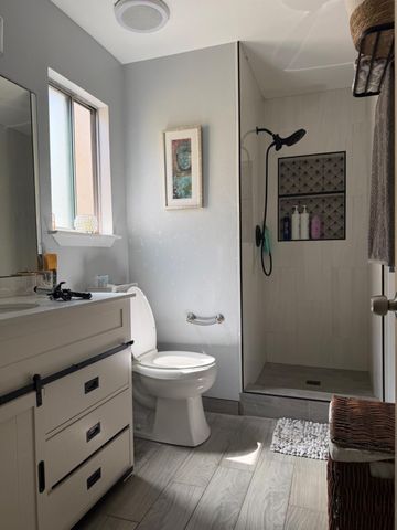 2778 N Selland Avenue, Fresno, CA 93722