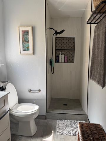 2778 N Selland Avenue, Fresno, CA 93722