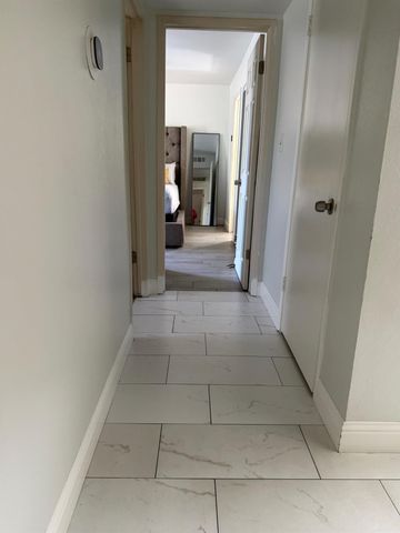 2778 N Selland Avenue, Fresno, CA 93722