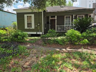 2509 St Emanuel Street, Houston, TX 77004