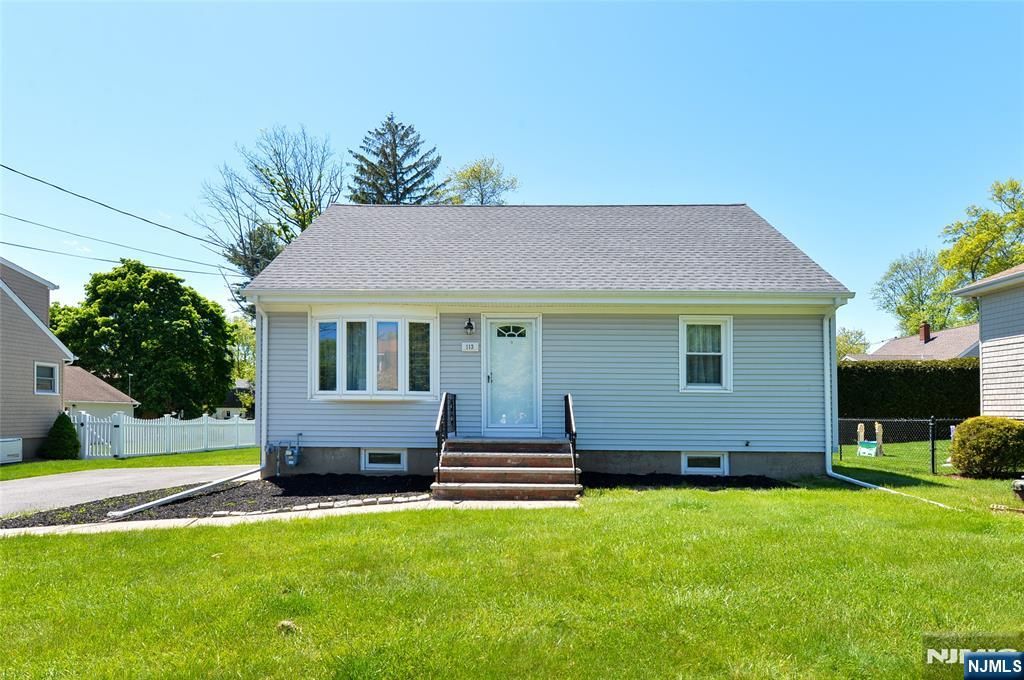 113 Stanley Court, North Haledon, NJ 07508