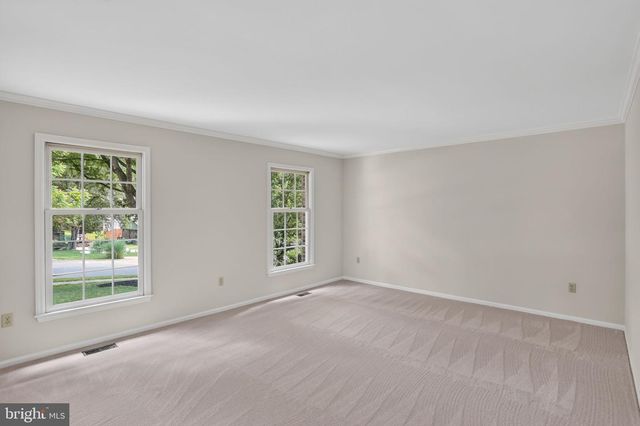 140 FAIRHILL DR, Wilmington, DE 19808