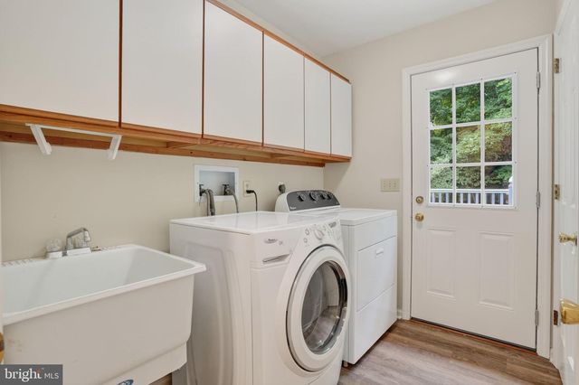 140 FAIRHILL DR, Wilmington, DE 19808