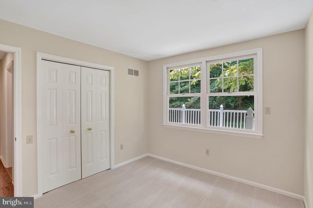 140 FAIRHILL DR, Wilmington, DE 19808