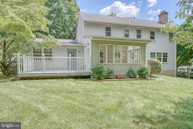 140 FAIRHILL DR, Wilmington, DE 19808