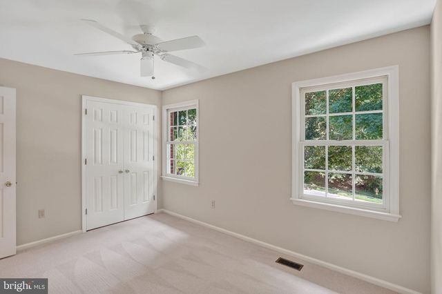 140 FAIRHILL DR, Wilmington, DE 19808
