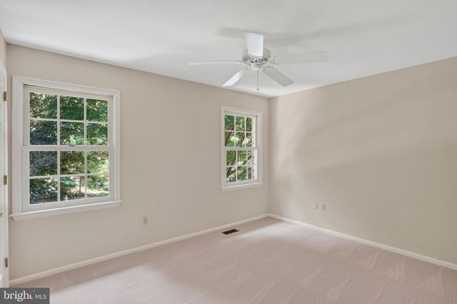 140 FAIRHILL DR, Wilmington, DE 19808